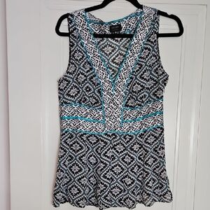 Nicole Miller Black and Blue Patterned Sleveless Blouse, Light, Sheer, Sz 8